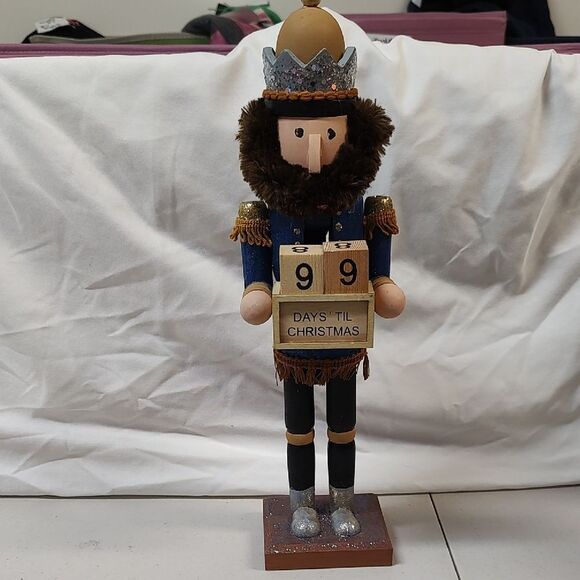 Upcycled Christmas Nutcracker Countdown Decor - Picture 1 of 5